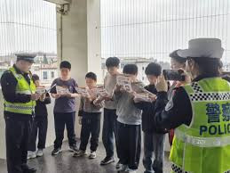 全国中小学生安全教育周 安全教育进校园 提高学生自我保护能力