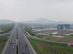 今天24时至4月6日24时 清明假期小客车免收高速公路通行费