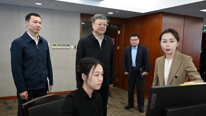 陈吉宁赴市审计局调研审计智能化建设工作