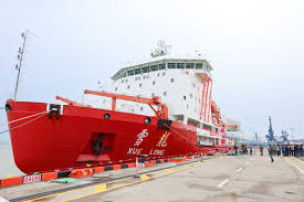 中国第42次南极考察 历时160天"雪龙"号返回上海