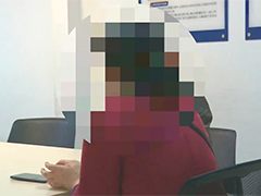 老人网购10万元油卡?快递小哥及时报警止损