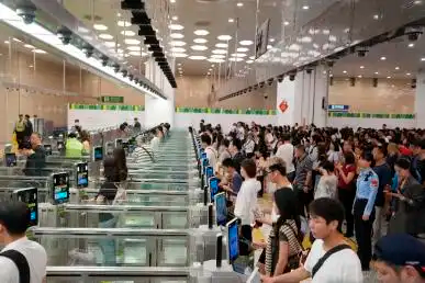 横琴口岸今年出入境客流突破1000万人次