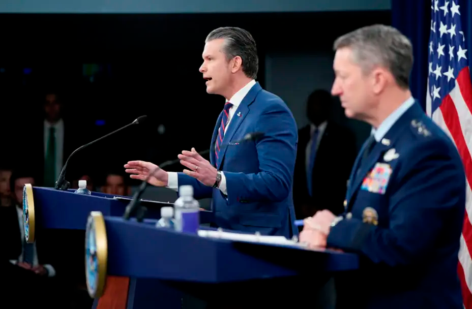 美国中央司令部称 将对所有进出伊朗港口的海上交通实施封锁