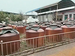 我国摧毁特大假酒网络 直播间低价"名品老酒"实为食品添加剂勾兑制成