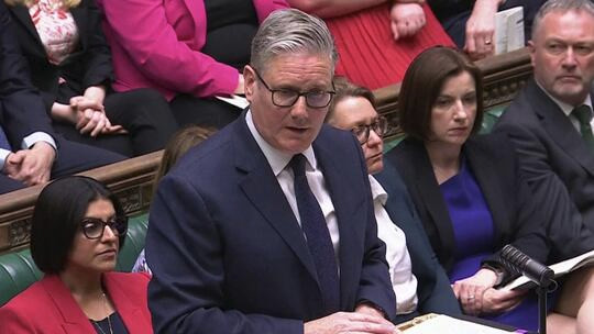 英国首相斯塔默表示 后悔任命曼德尔森为英国驻美大使