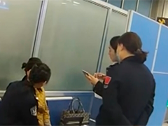 山东烟台 一女子企图冒用双胞胎姐姐身份过关被识破