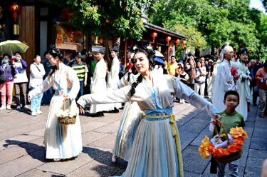 "五一"假期消费活力持续释放