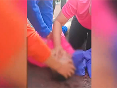山东曲阜 男子心脏骤停 晨跑医护人员急救脱险