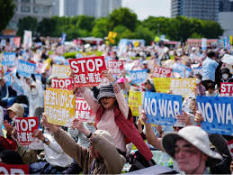 最新民调显示 日本选民对高市政府"修宪"议题态度冷淡