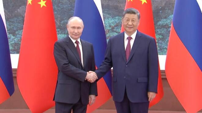 习近平同俄罗斯总统会谈