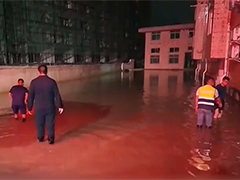 重庆黔江强降雨致低洼区域积水 最深处80厘米
