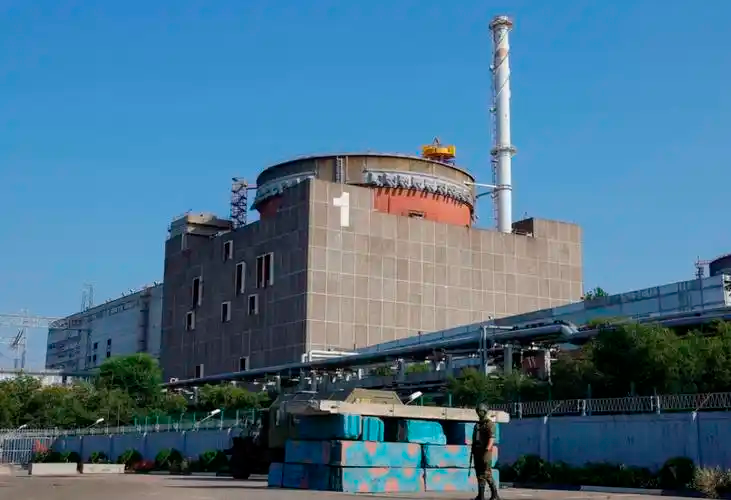 俄称乌袭击扎波罗热核电站 IAEA人员检查核电站遭袭区域受损情况