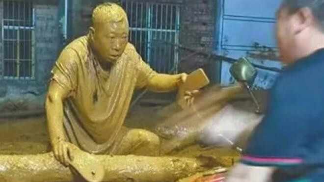 云南 雨夜惊魂 "泥人组长"田如良的生死逆行