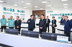 王沪宁在新疆调研