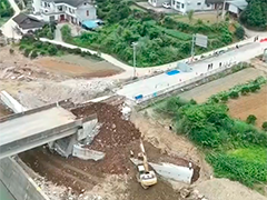 湖南石门大桥坍塌前拦停百余辆车 处置及时获表扬