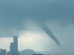 广东多地遭遇暴雨 汕尾发生"龙吸水"