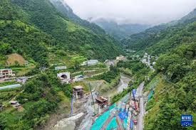 重庆西渝高铁康渝段北屏隧道顺利贯通