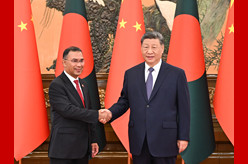 习近平会见孟加拉国总理