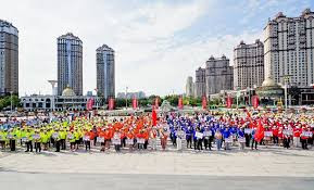 各地举行活动庆祝建党105周年