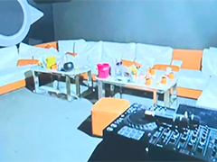 香港一犯罪团伙开设赌博及吸毒场所 65人被拘捕