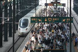 2026年暑运开启两周 全国铁路累计发送旅客1.93亿人次