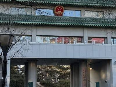 今年上半年 人民法院共受理各类案件2131.65万件