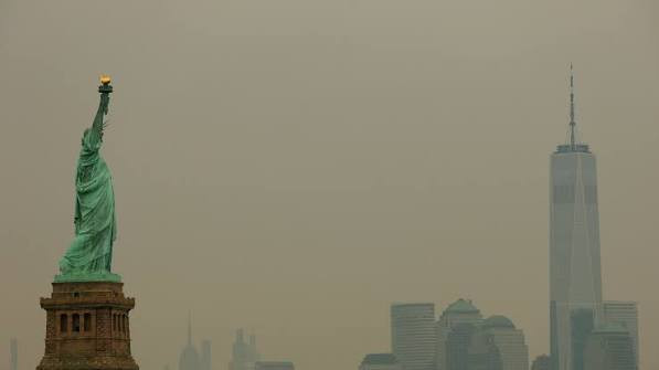 世界杯决赛在即 纽约市受高温烟霾夹击