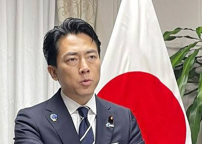 日本防卫大臣称"有必要讨论核武器"