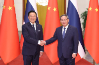 李强同泰国总理会谈