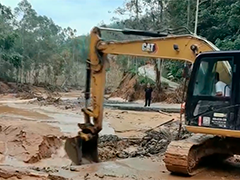 广西宾阳争分夺秒抢修受损道路 全力打通山村"民生通道"