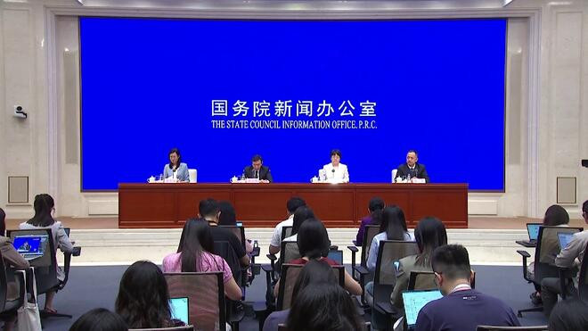 中国经济半年报·工业和信息化部 我国智能算力规模同比增长177%