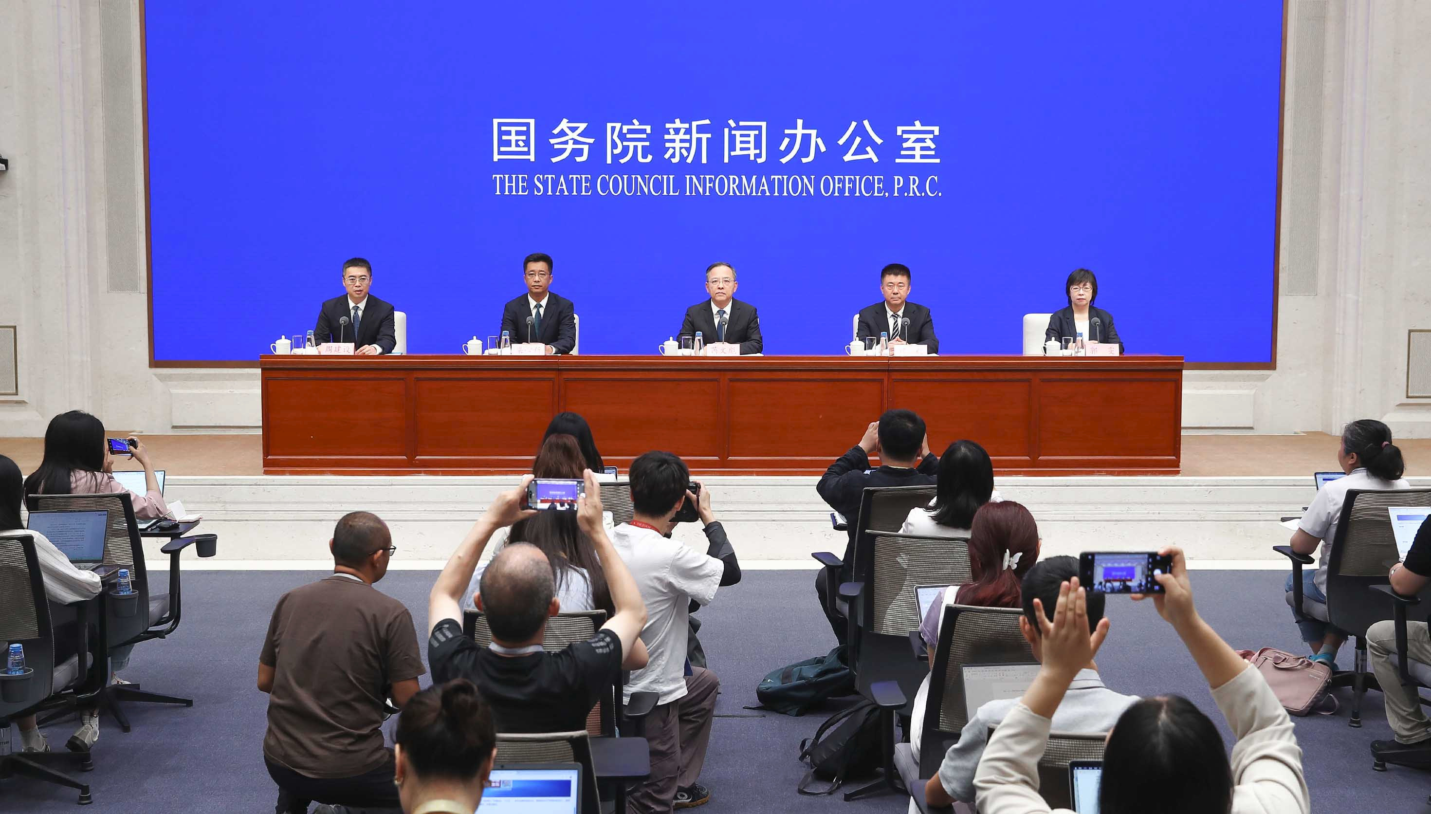 上半年我国授权发明专利超45万件