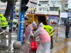 湖北十堰 受"红霞"残余云系影响 局地出现暴雨