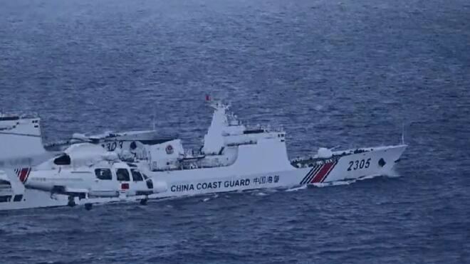 中国人民解放军南部战区 位中国黄岩岛领海领空及周边区域战备警巡