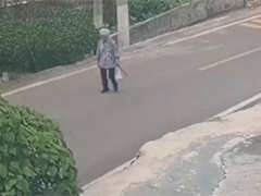贵州印江 79岁老人走失 警民联手昼夜搜救