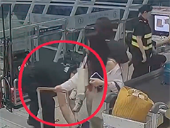 宝妈独自带娃出行 深圳机场遇温暖守护