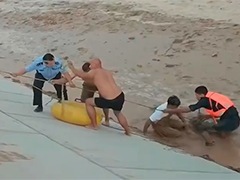 新疆库车 洪水中两名辅警英勇救人 不幸牺牲