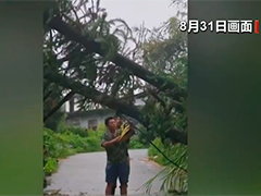湖南桂阳强降雨致部分村庄电力交通中断 紧急抢修