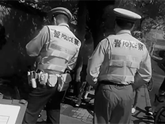 不看人多、不看谁受伤 上海交警"教科书式"执法获点赞