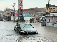 巴基斯坦暴雨致拉瓦尔品第严重内涝