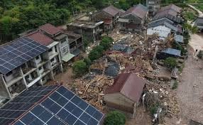 福建仙游 巡查发现险情 人员安全转移后房屋倒塌