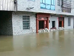 湖南常宁 强降雨致部分村落被淹 累计转移超900人
