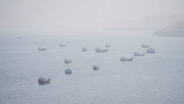 伊朗称一油轮在海峡触雷爆炸 美方否认