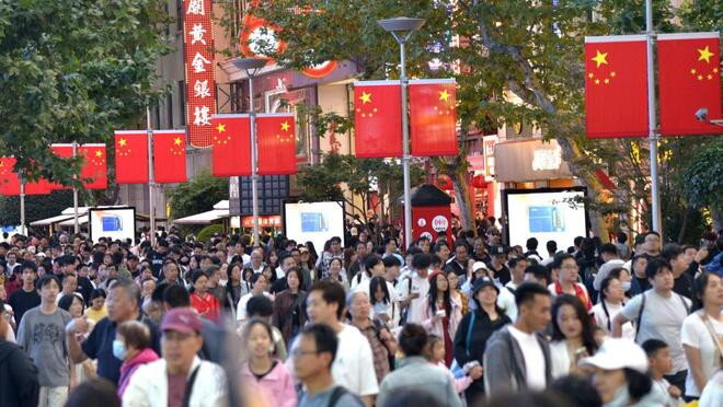 上海国庆假期接待游客超2020万人次 全要素旅游交易总额达298亿元