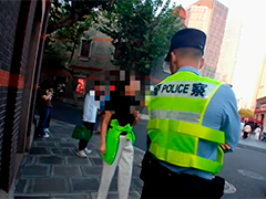 孩童闹脾气走失 民警快速寻人化解险情