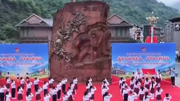 中国少年先锋队建队77周年 各地开展多彩主题活动 传承红色基因